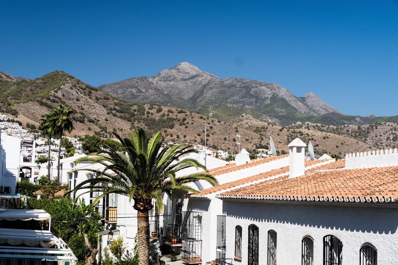 Hostal Alegre Nerja Exterior photo